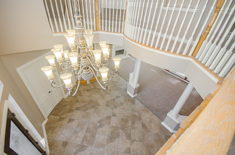 Photo 5 of 43 - 2206 Club Creek Cir, Garland, TX 75043