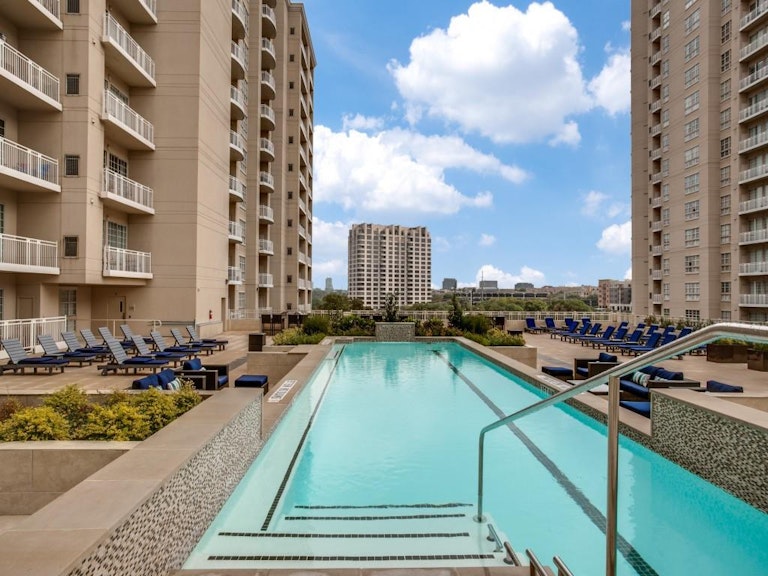 Photo 26 of 33 - 3225 Turtle Creek Blvd #1429, Dallas, TX 75219