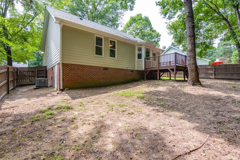 Photo 11 of 11 - 4221 Timberbrook Dr, Raleigh, NC 27616