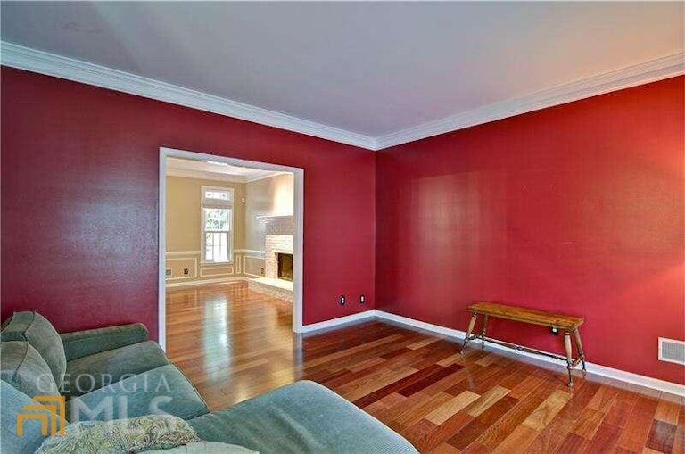 Photo 30 of 78 - 945 Whitehawk Trl, Lawrenceville, GA 30043