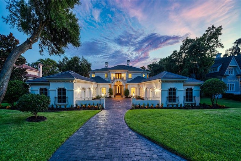 Photo 3 of 83 - 227 Genius Dr, Winter Park, FL 32789