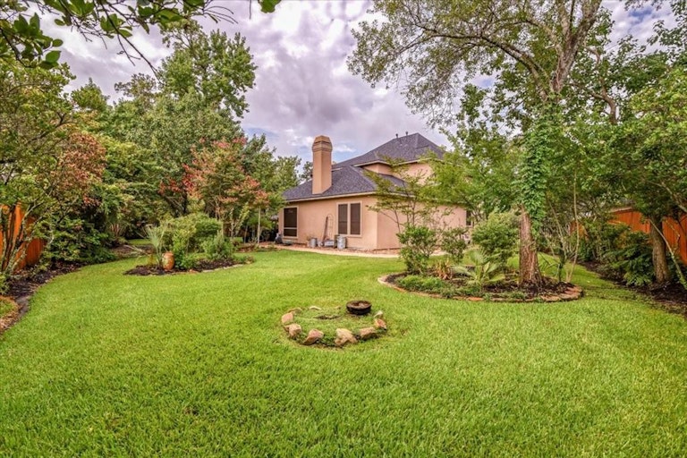 Photo 46 of 50 - 25306 Fawn Point Ct, Spring, TX 77389