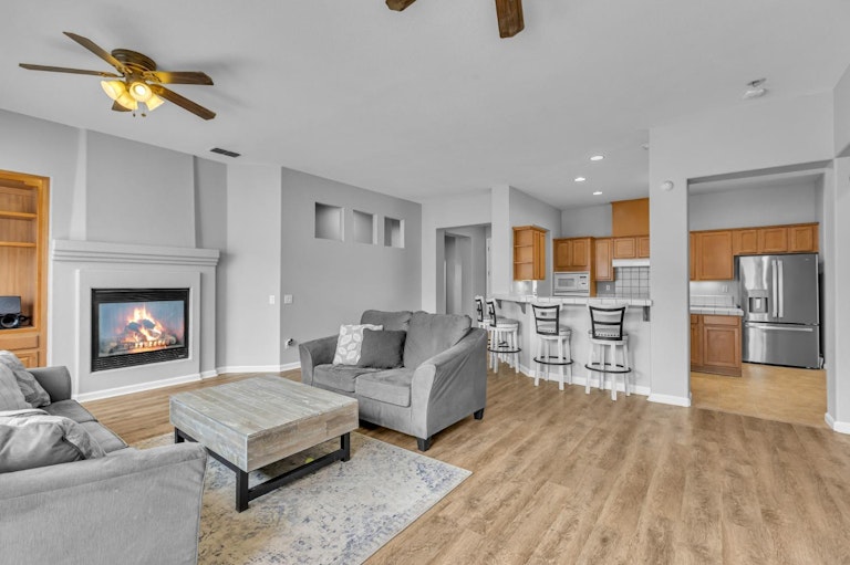 Photo 11 of 55 - 7831 Lahontan Ct, Sacramento, CA 95829