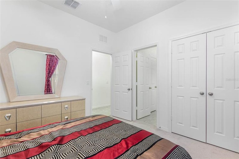 Photo 19 of 28 - 2814 Carter Grove Ln, Kissimmee, FL 34741