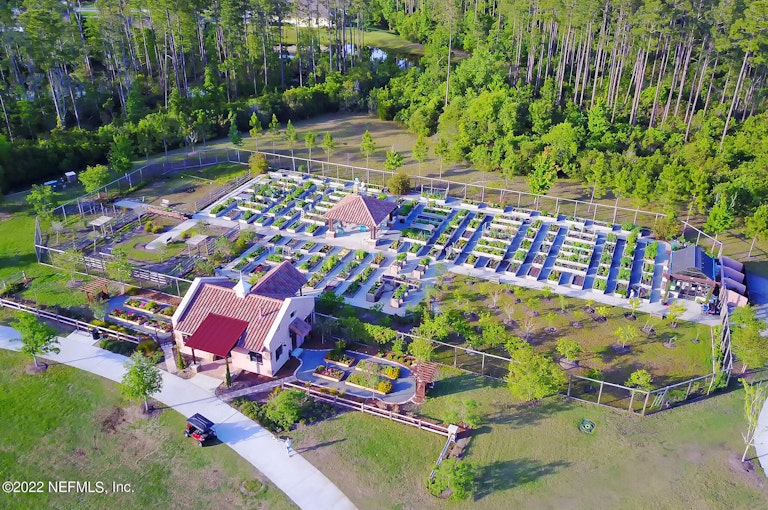 Photo 28 of 29 - 104 Lantern Oak Ln, Ponte Vedra, FL 32081