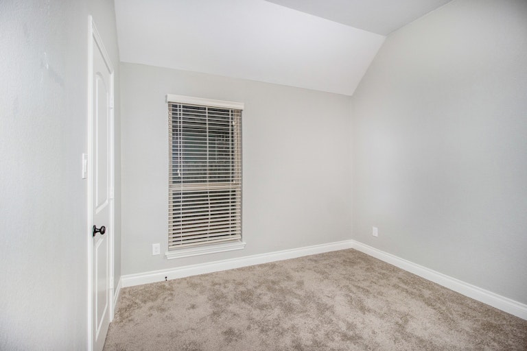 Photo 15 of 17 - 3022 Hickory Springs Ln, Rosenberg, TX 77471