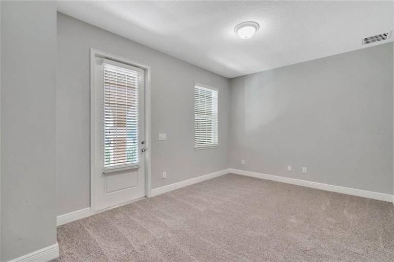 Photo 23 of 35 - 1008 Parma Cir, Lake Mary, FL 32746