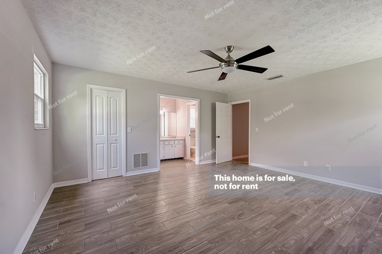 Photo 7 of 35 - 2590 Aquarius Rd, Orange Park, FL 32073
