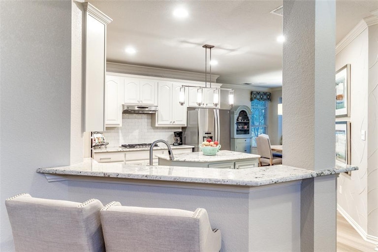 Photo 11 of 40 - 308 Kali Ct, Murphy, TX 75094