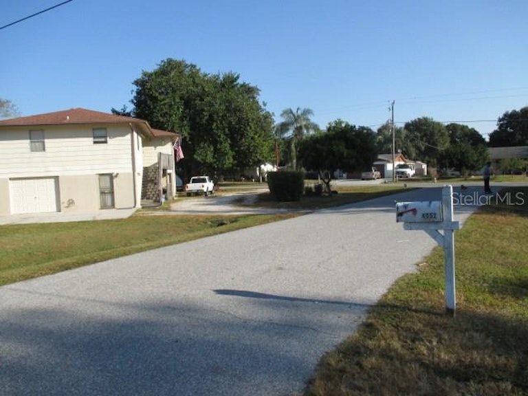 Photo 21 of 21 - 4052 San Luis Dr, Sarasota, FL 34235