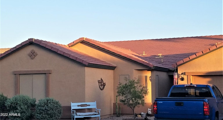 Photo 2 of 40 - 22987 W Yavapai St, Buckeye, AZ 85326
