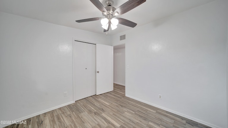 Photo 18 of 36 - 3918 S Cook St, Tucson, AZ 85746