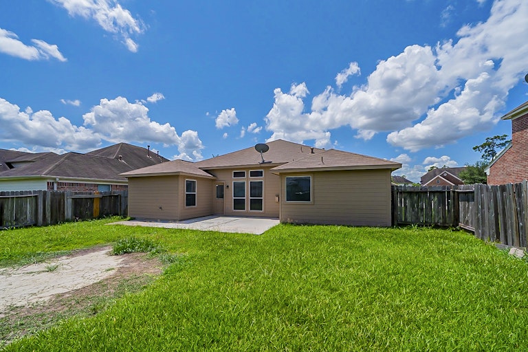 Photo 29 of 29 - 4115 Tree Mist Ct, Humble, TX 77346