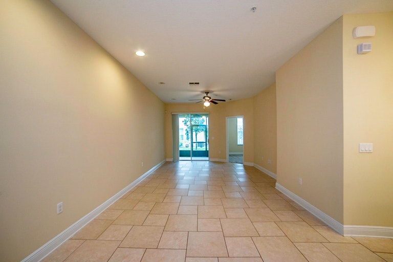 Photo 3 of 13 - 14242 Oasis Cove Blvd, Windermere, FL 34786