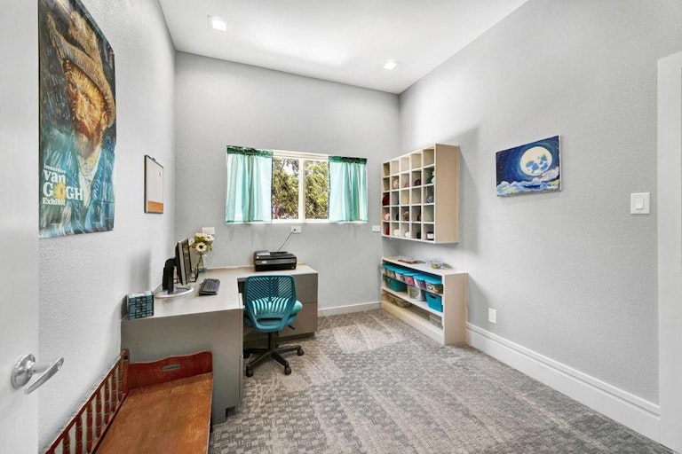 Photo 30 of 31 - 4806 Lynnacre Dr, Dallas, TX 75211