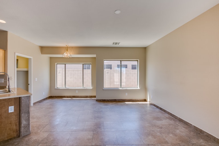 Photo 14 of 39 - 12566 W Cheery Lynn Rd, Avondale, AZ 85392