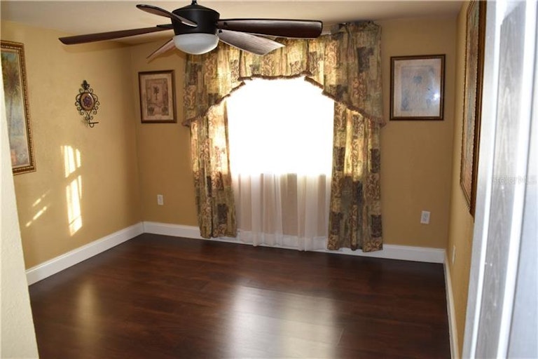 Photo 21 of 25 - 12416 Cobble Stone Dr, Hudson, FL 34667