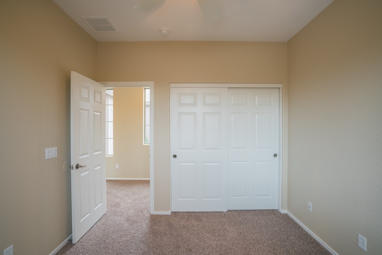 Photo 25 of 32 - 15637 W Yucatan Dr, Surprise, AZ 85379
