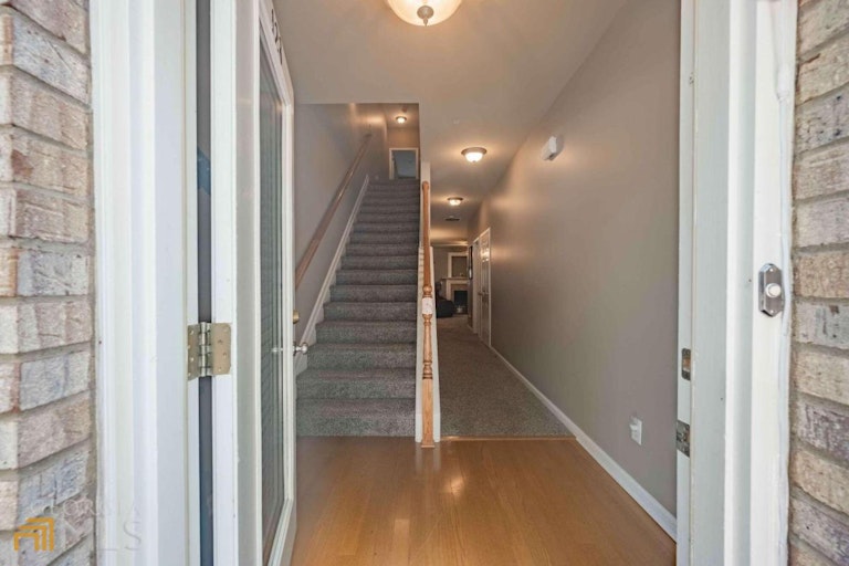 Photo 4 of 26 - 123 Riverwatch Ct #12, Canton, GA 30114