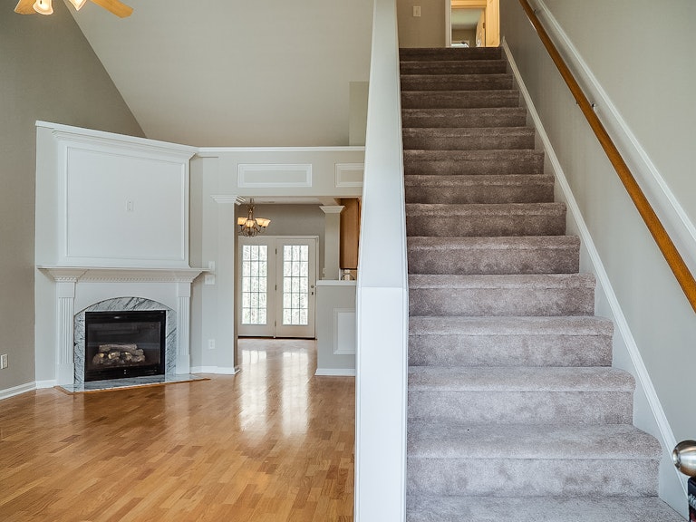 Photo 11 of 27 - 8004 Willowglen Dr, Raleigh, NC 27616