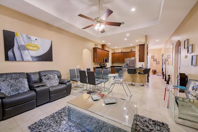 Photo 9 of 45 - 8651 Navajo Ave, Temple Terrace, FL 33637