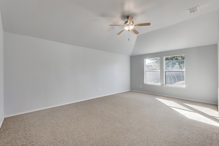 Photo 12 of 20 - 814 Sycamore St, Anna, TX 75409