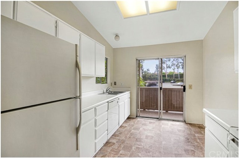 Photo 8 of 52 - 6 Corniche Dr, Dana Point, CA 92629