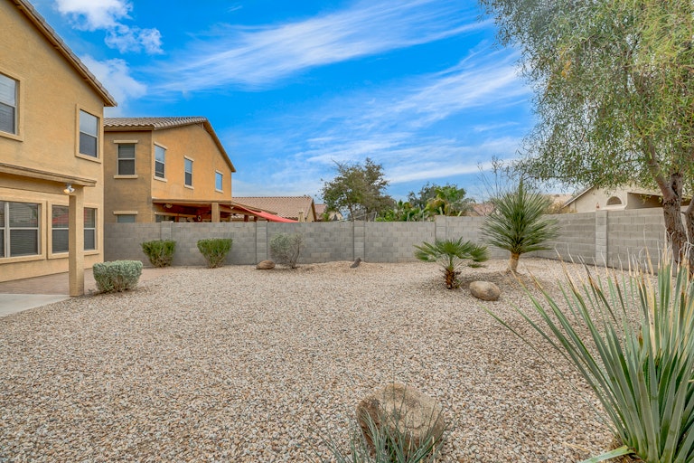 Photo 29 of 33 - 25 W Desert Vista Trl, San Tan Valley, AZ 85143