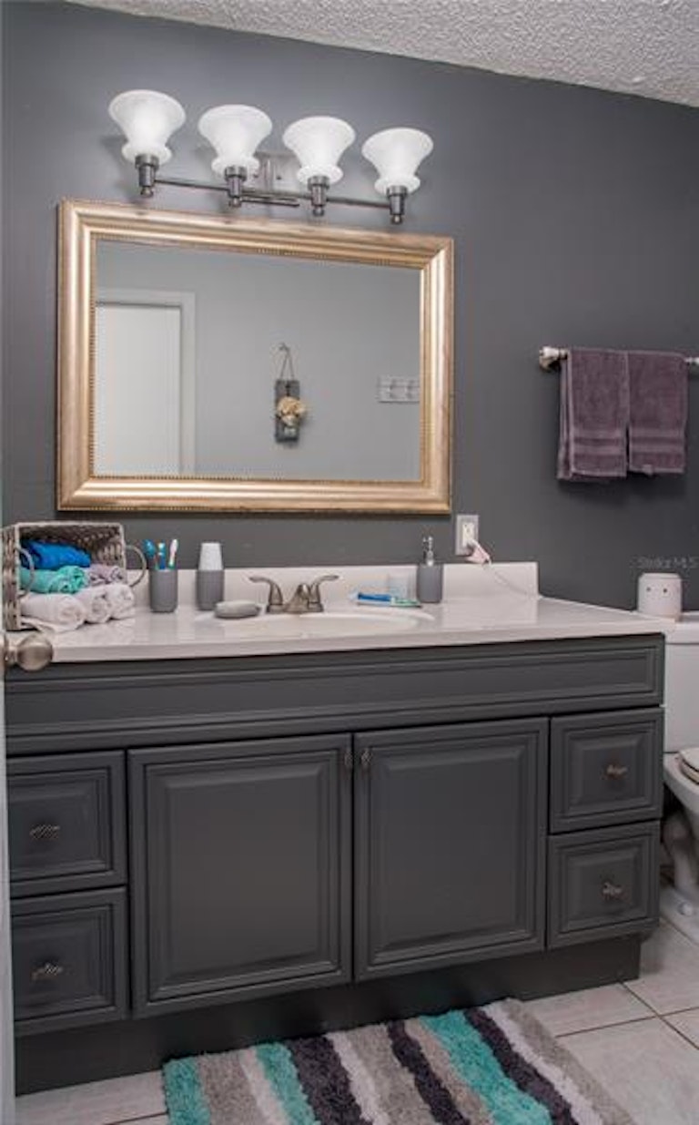 Photo 10 of 14 - 1520 High Knoll Dr, Brandon, FL 33511