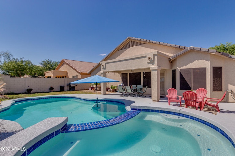 Photo 9 of 27 - 12873 W Aster Dr, El Mirage, AZ 85335