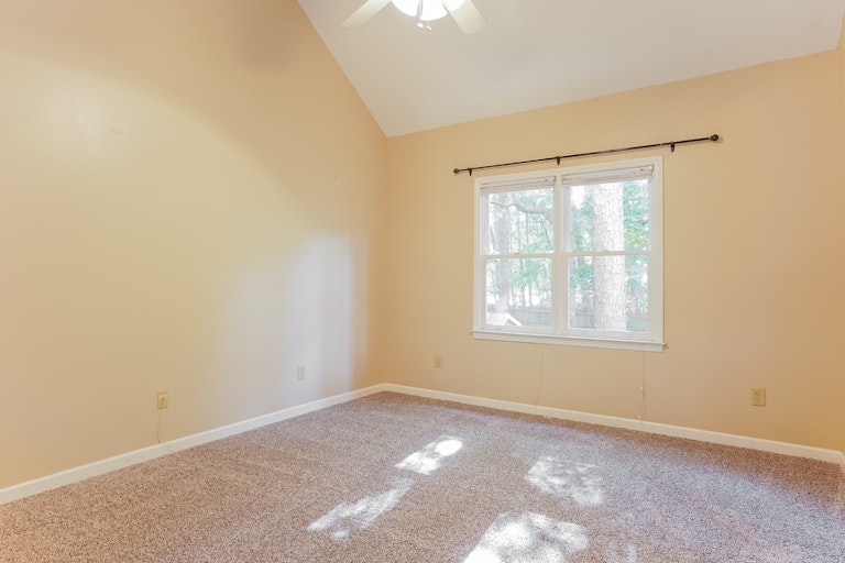 Photo 16 of 25 - 4101 Cary Oaks Dr, Apex, NC 27539