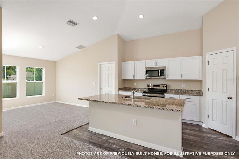 Photo 5 of 17 - 1483 Axel Cir, Winter Haven, FL 33880
