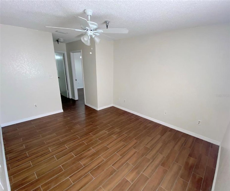 Photo 15 of 28 - 10263 Gandy Blvd N #2001, Saint Petersburg, FL 33702
