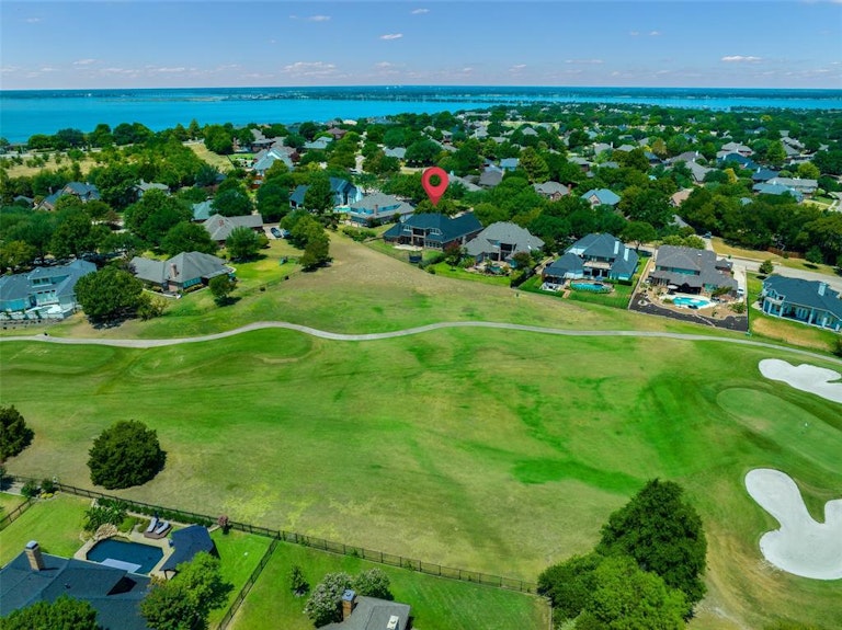 Photo 32 of 32 - 148 Country Club Dr, Rockwall, TX 75032