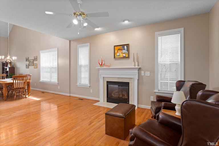 Photo 15 of 59 - 152 Rockport Ridge Way, Cary, NC 27519