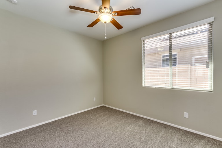 Photo 19 of 37 - 6942 W Harwell Rd, Laveen, AZ 85339