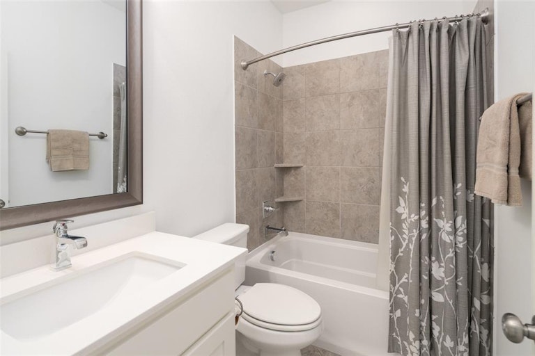 Photo 16 of 24 - 1046 Emil Pl, Allen, TX 75013