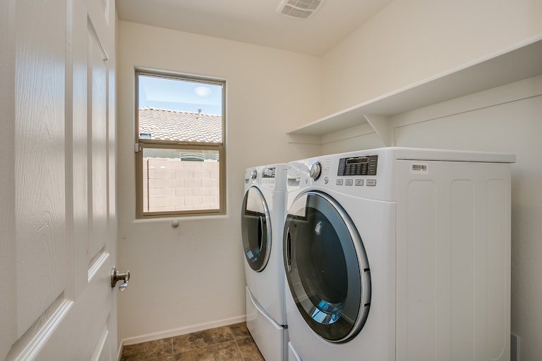 Photo 20 of 25 - 251 S 195th Dr, Buckeye, AZ 85326