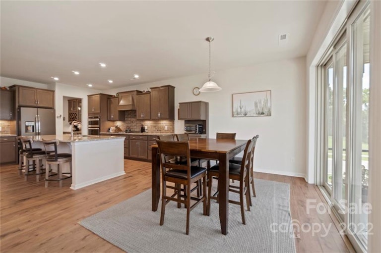 Photo 23 of 48 - 15003 Luna Dr, Charlotte, NC 28278