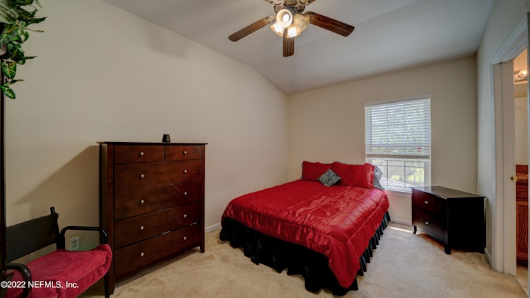 Photo 16 of 26 - 12329 Mangrove Forest Ct, Jacksonville, FL 32218
