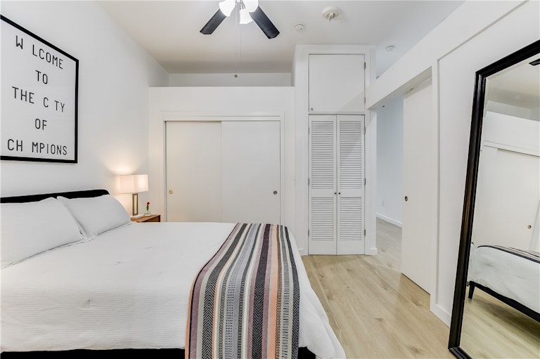 Photo 11 of 28 - 507 Sabine St #303, Austin, TX 78701