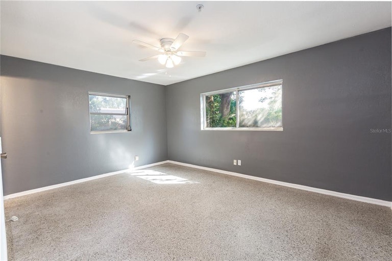 Photo 20 of 34 - 3112 Oak Bluff Dr, Orlando, FL 32827