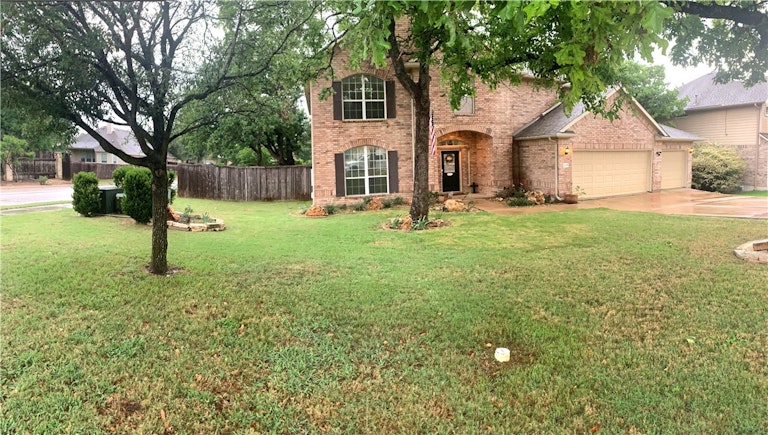 Photo 3 of 34 - 2005 Overland Dr, Leander, TX 78641