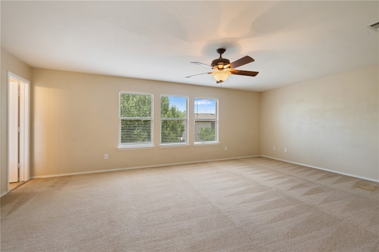 Photo 25 of 39 - 204 Debbie Ann Dr, Leander, TX 78641
