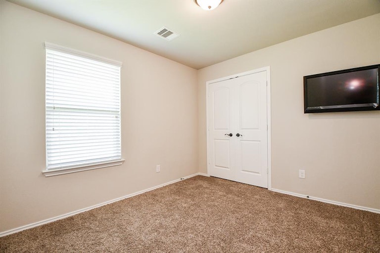 Photo 26 of 32 - 23611 Eldarica Pine Ct, Tomball, TX 77375