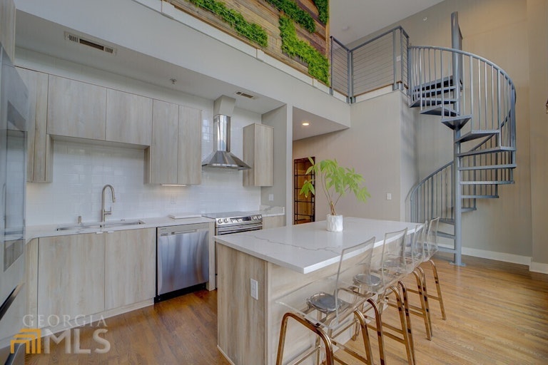 Photo 3 of 44 - 1300 Dekalb Ave NE #132, Atlanta, GA 30307
