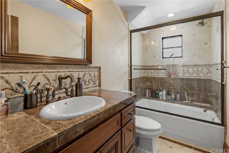 Photo 25 of 28 - 133 Agate Ave, Newport Beach, CA 92662