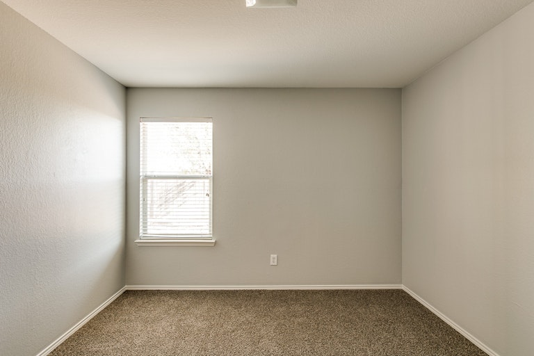 Photo 24 of 28 - 11600 Lauren Way, Fort Worth, TX 76244