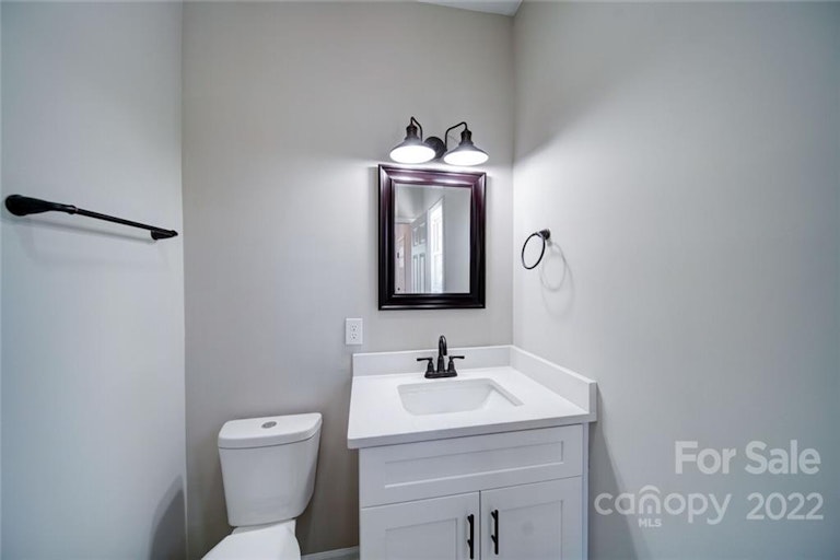Photo 6 of 34 - 434 Norton Rd, Mount Holly, NC 28120