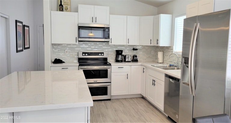 Photo 9 of 24 - 3026 N 85th Ln, Phoenix, AZ 85037